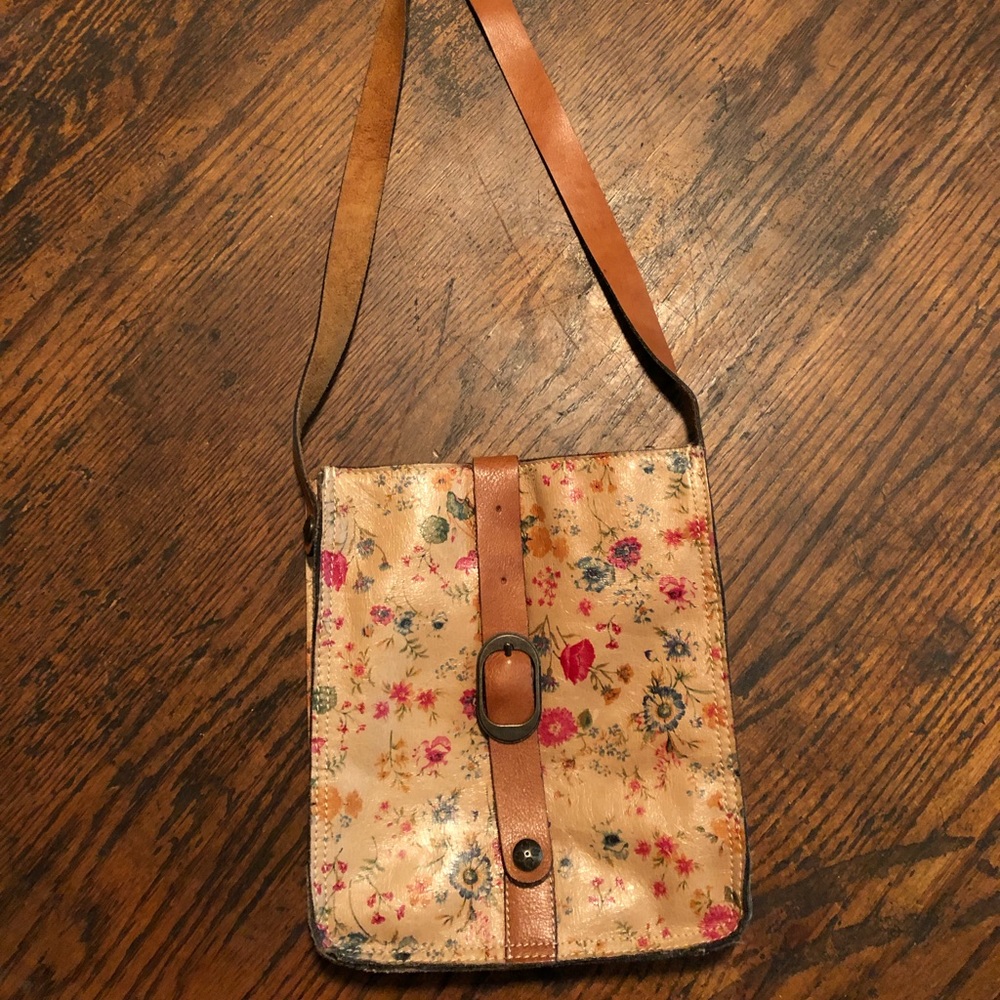 Patricia Nash cross-body.